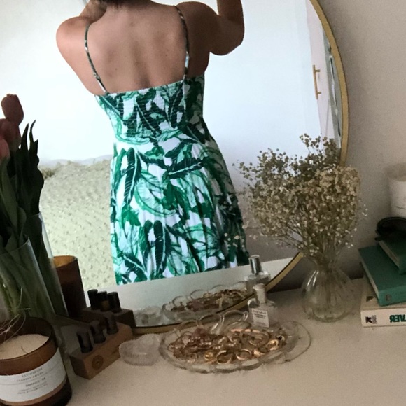 Tropical leaf print mini dress - Picture 3 of 3